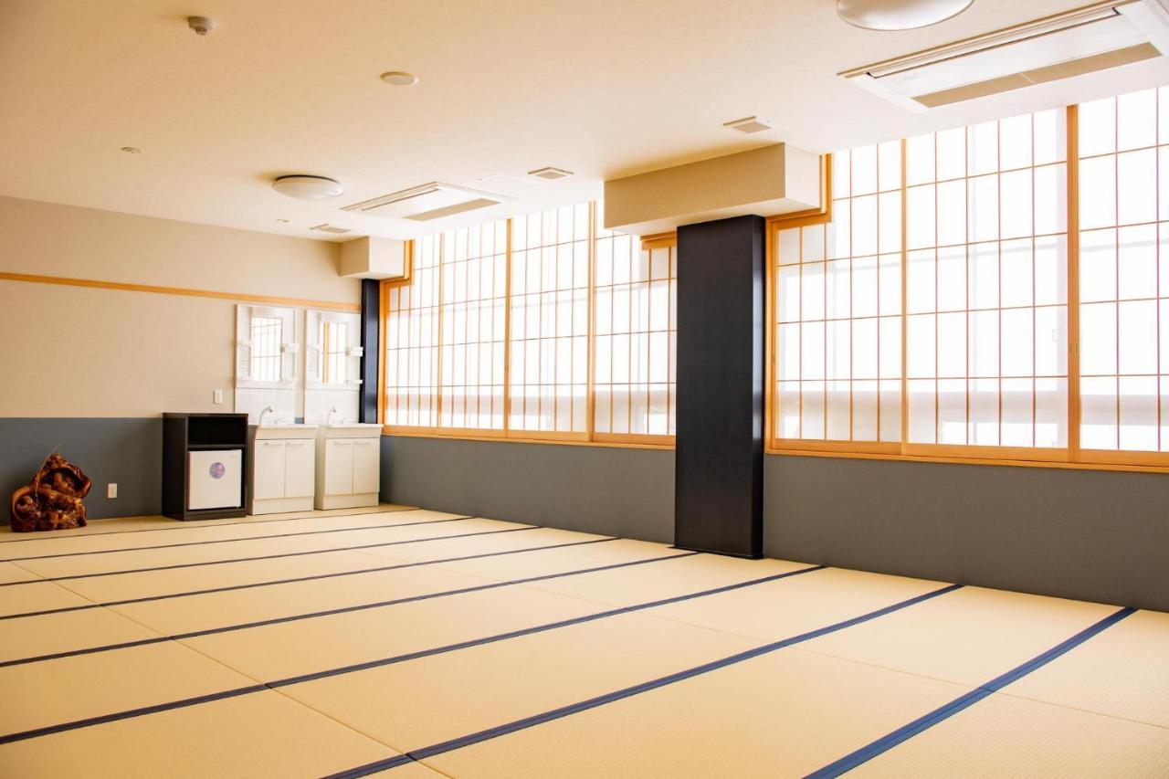 Отель Active Square Daito Экстерьер фото